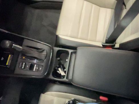 Used 2023 Honda CR-V Sport Touring image 37
