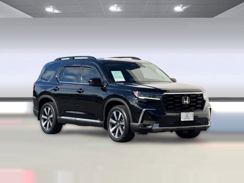 Used 2023 Honda Pilot Elite image 6