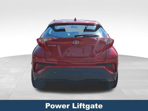 Used 2022 Toyota C-HR XLE FWD image 6