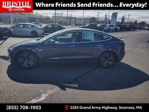 Used 2018 Tesla Model 3 Long Range image 4