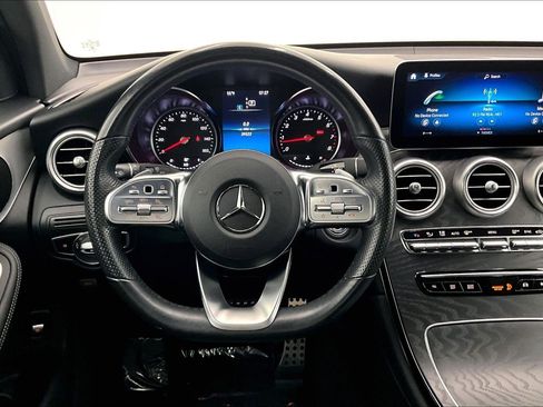Used 2021 Mercedes-Benz GLC 300 image 4