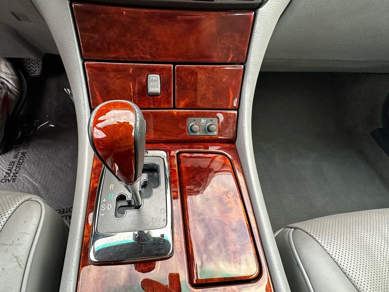 Used 2004 Lexus LS 430 RWD image 62