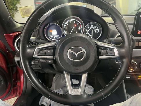 Used 2023 MAZDA MX-5 Miata Grand Touring w/ Weather Package RWD image 20