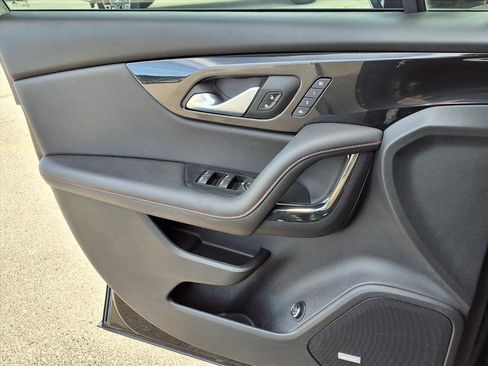 Used 2022 Chevrolet Blazer RS w/ Enhanced Convenience Package image 24