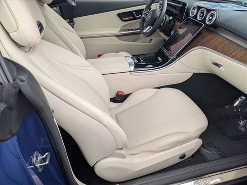 Certified 2024 Mercedes-Benz CLE 300 4MATIC Cabriolet image 19