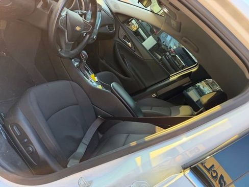 Used 2022 Chevrolet Malibu RS image 12