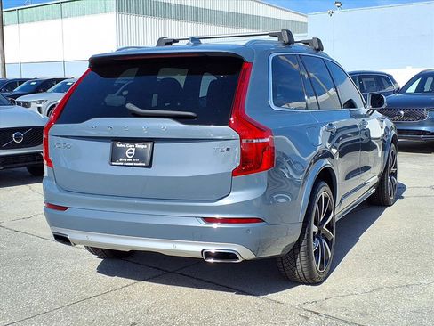 Used 2021 Volvo XC90 T6 Momentum w/ Protection Package image 7