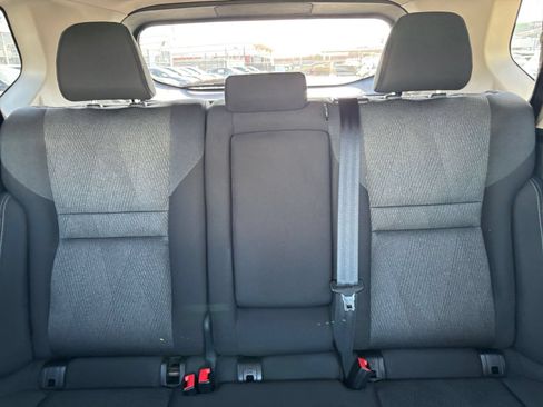 Used 2025 Nissan Rogue SV FWD image 40