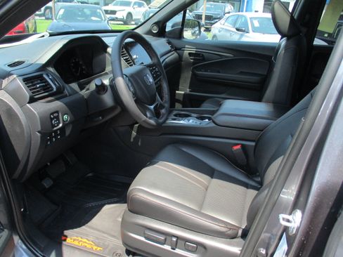 Certified 2026 Honda Ridgeline TrailSport image 12
