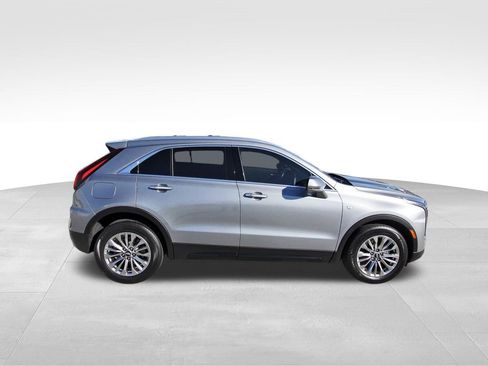 Certified 2024 Cadillac XT4 Premium Luxury image 5
