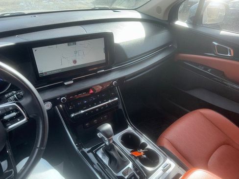 Used 2022 Kia Carnival SX image 20