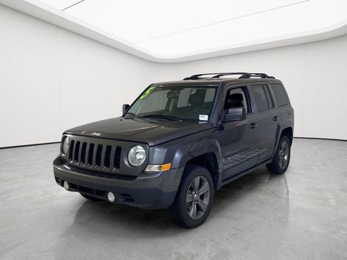 Used 2015 Jeep Patriot High Altitude AWD/4WD image 2