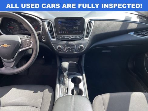 Used 2024 Chevrolet Malibu LT FWD image 11