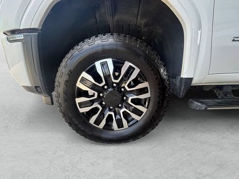 Used 2026 GMC Sierra 2500 Denali Ultimate AWD/4WD image 29
