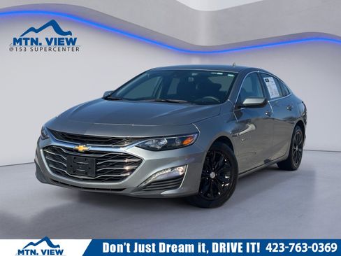 Used 2023 Chevrolet Malibu LT image 1