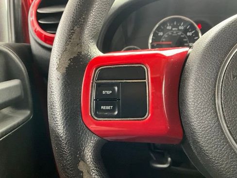 Used 2011 Jeep Wrangler Unlimited Sport image 17