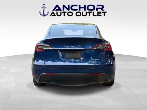 Used 2021 Tesla Model Y Long Range AWD/4WD image 7