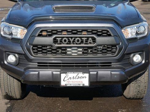 Certified 2021 Toyota Tacoma TRD Sport image 9