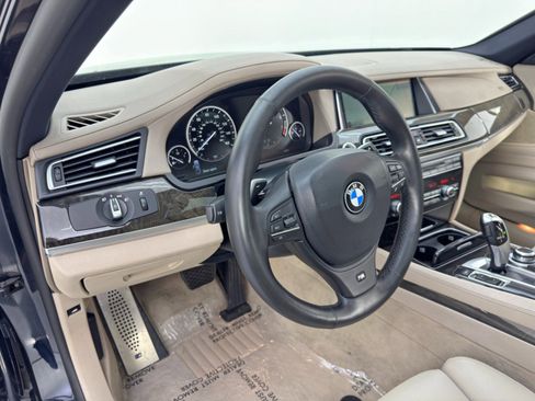 Used 2013 BMW 750Li image 13