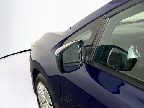 Used 2025 Nissan Leaf S image 15