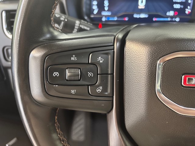 Used 2023 GMC Yukon AT4 w/ Technology Package AWD/4WD image 8