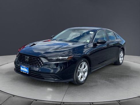 Certified 2024 Honda Accord LX image 7