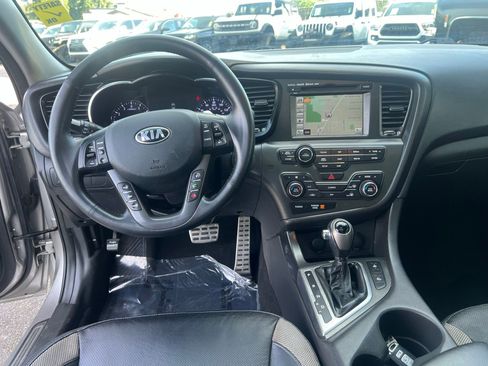 Used 2013 Kia Optima SX w/ Premium Touring Pkg FWD image 16