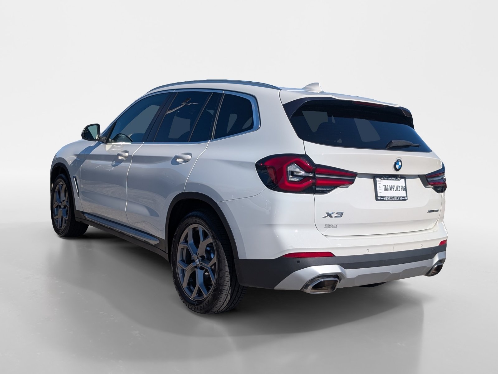 Used 2022 BMW X3 xDrive30i w/ Convenience Package AWD/4WD image 4