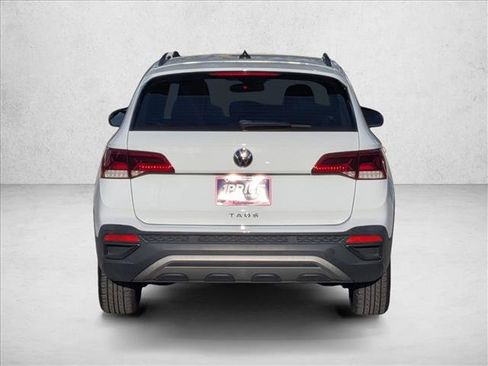 Used 2022 Volkswagen Taos S image 7