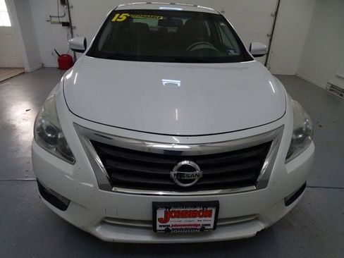 Used 2015 Nissan Altima 2.5 SV w/ Convenience Package FWD image 22