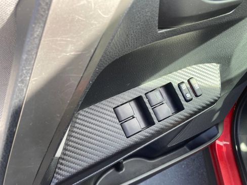 Used 2013 Toyota RAV4 XLE AWD/4WD image 12