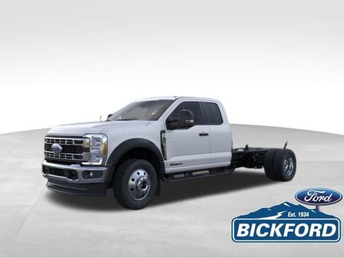 New 2026 Ford F550 4x4 Supercab Super Duty w/ XLT Value Package image 1