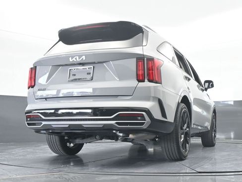 Used 2023 Kia Sorento SX image 64