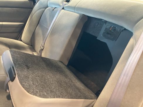 Used 2000 Ford Taurus SES image 26