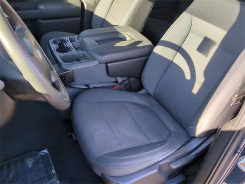 Used 2019 Chevrolet Silverado 1500 Custom w/ Custom Convenience Package image 16