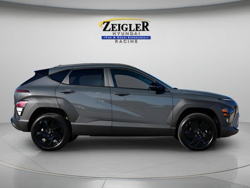 Used 2019 Buick Enclave Essence AWD/4WD image 8