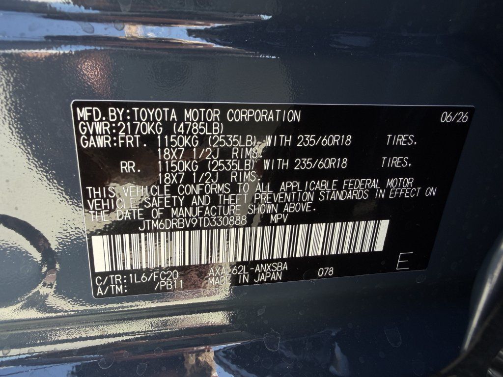 Used 2026 Toyota RAV4 SE FWD image 30