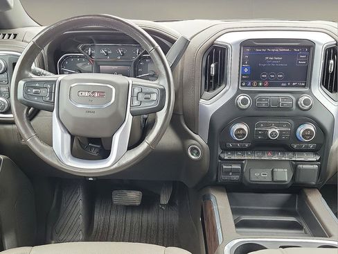 Used 2019 GMC Sierra 1500 SLT w/ SLT Premium Package AWD/4WD image 10