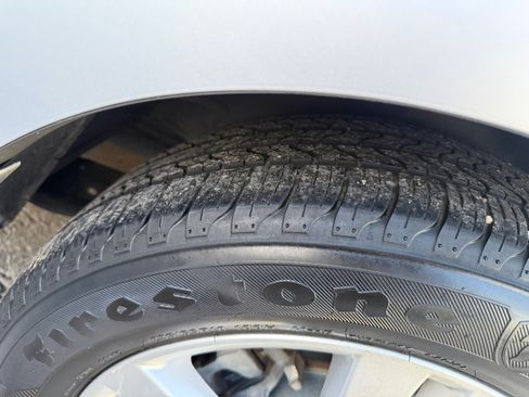 Used 2011 Nissan Quest SL FWD image 21
