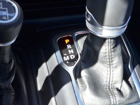 Used 2021 Jeep Wrangler Unlimited Sahara image 29