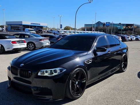 Used 2013 BMW M5 image 3