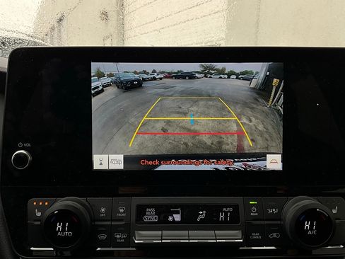 Used 2025 Toyota Grand Highlander FWD image 34