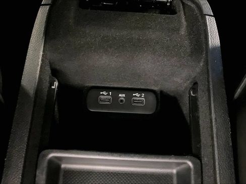 Used 2023 Chrysler 300 S RWD image 31
