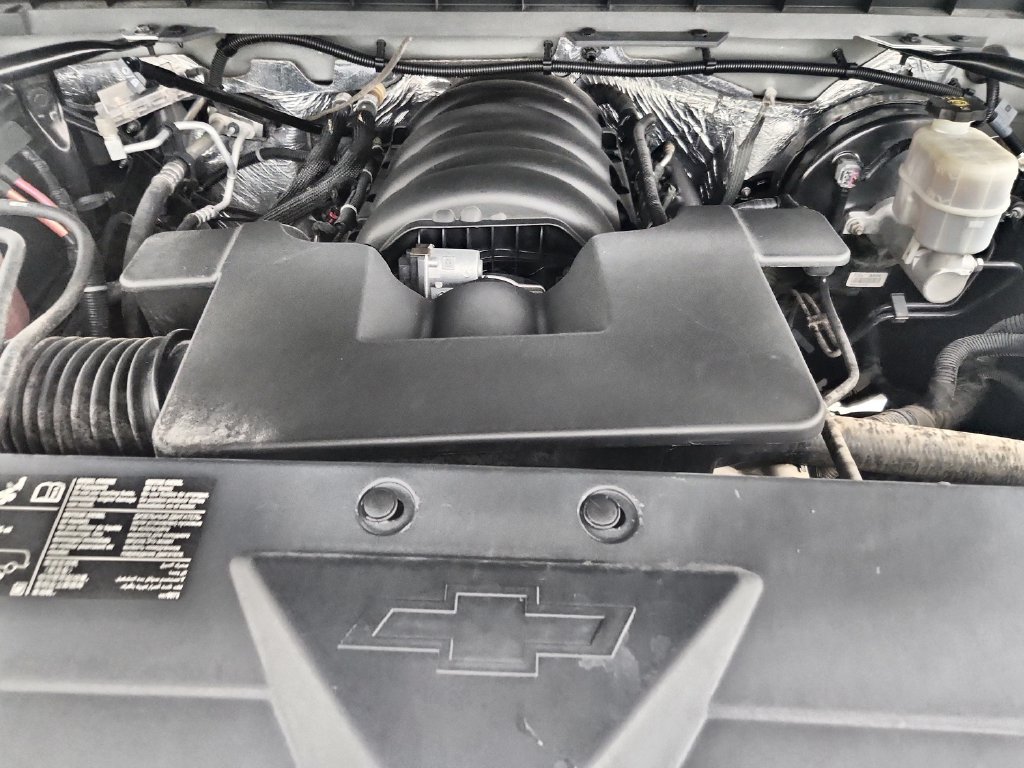 Used 2018 Chevrolet Silverado 1500 LT w/ All Star Edition AWD/4WD image 34