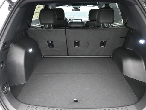 New 2026 Chevrolet Equinox LT w/ Convenience Package II image 9