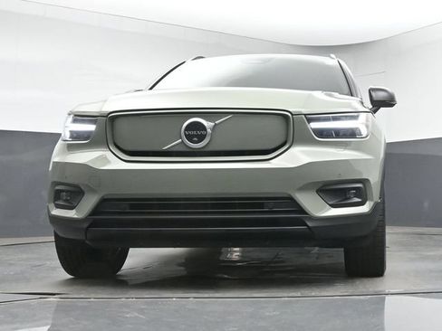 Used 2021 Volvo XC40 P8 Recharge w/ Advanced Package AWD/4WD image 12