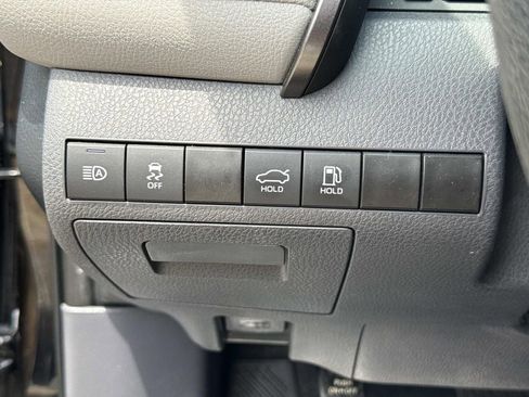 Used 2022 Toyota Camry LE FWD image 44