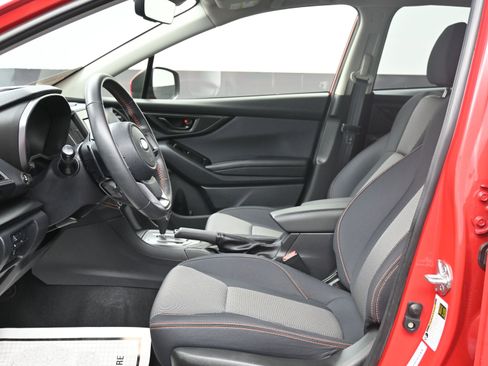 Used 2023 Subaru Crosstrek 2.0i Premium image 18