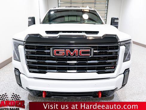 Used 2024 GMC Sierra 2500 AT4 w/ AT4 Premium Plus Package image 7