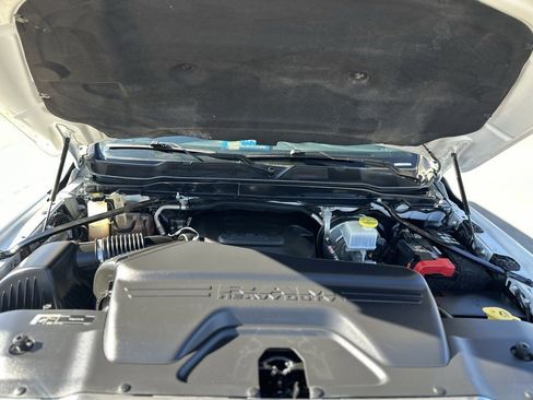 Used 2021 RAM 2500 Big Horn image 8